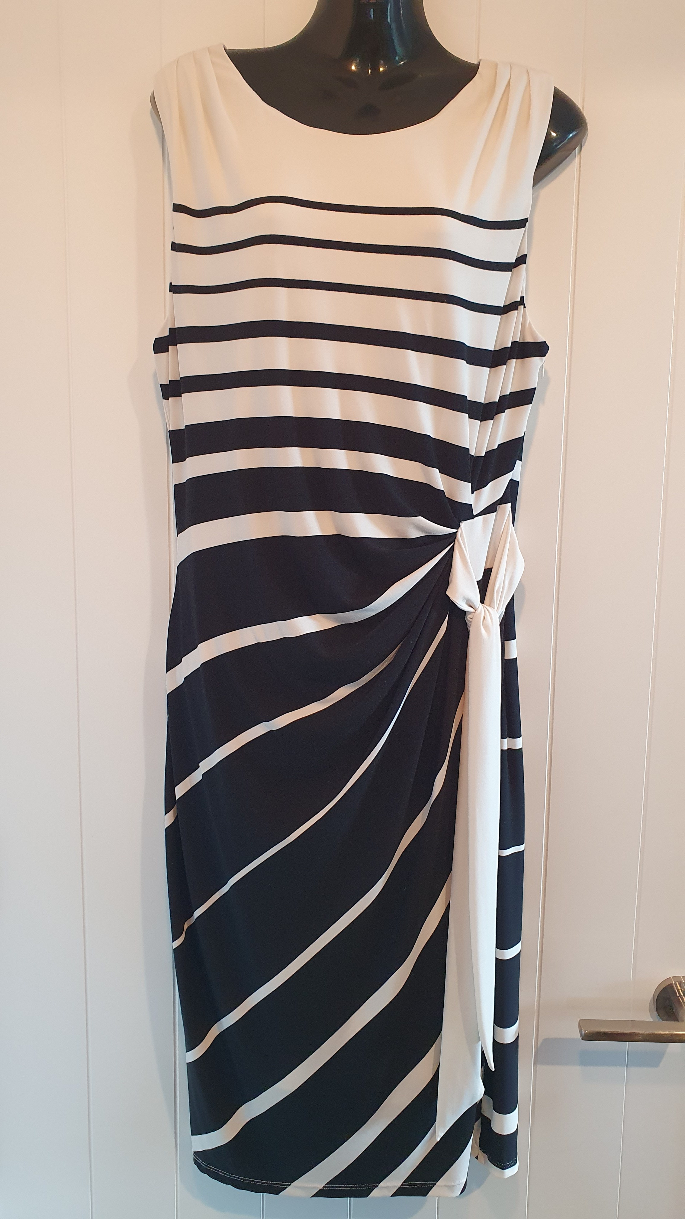 Stitches Stripe Tie Dress Black White Size 14
