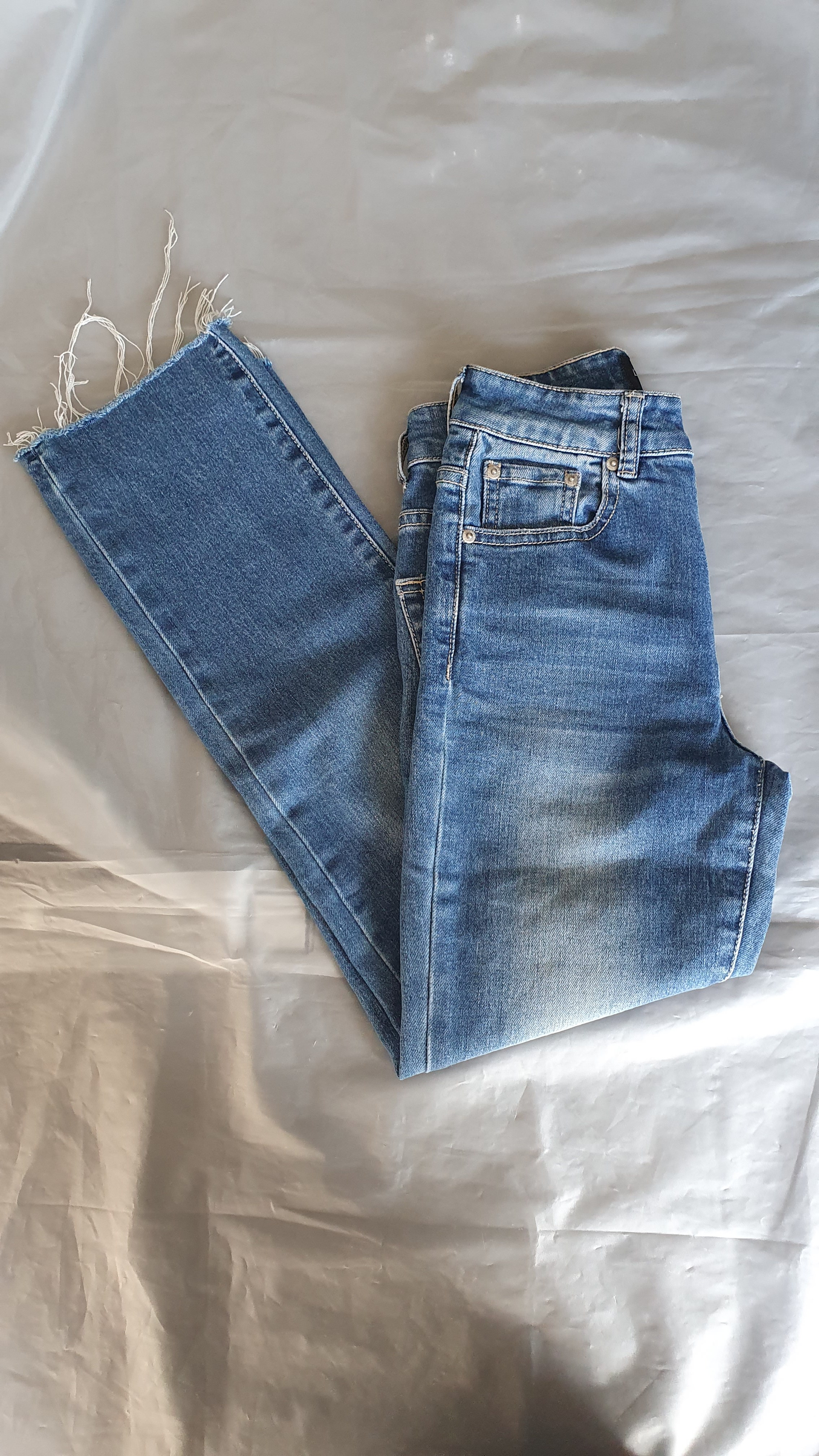 Decjuba Straight Leg Jeans Blue Size 6