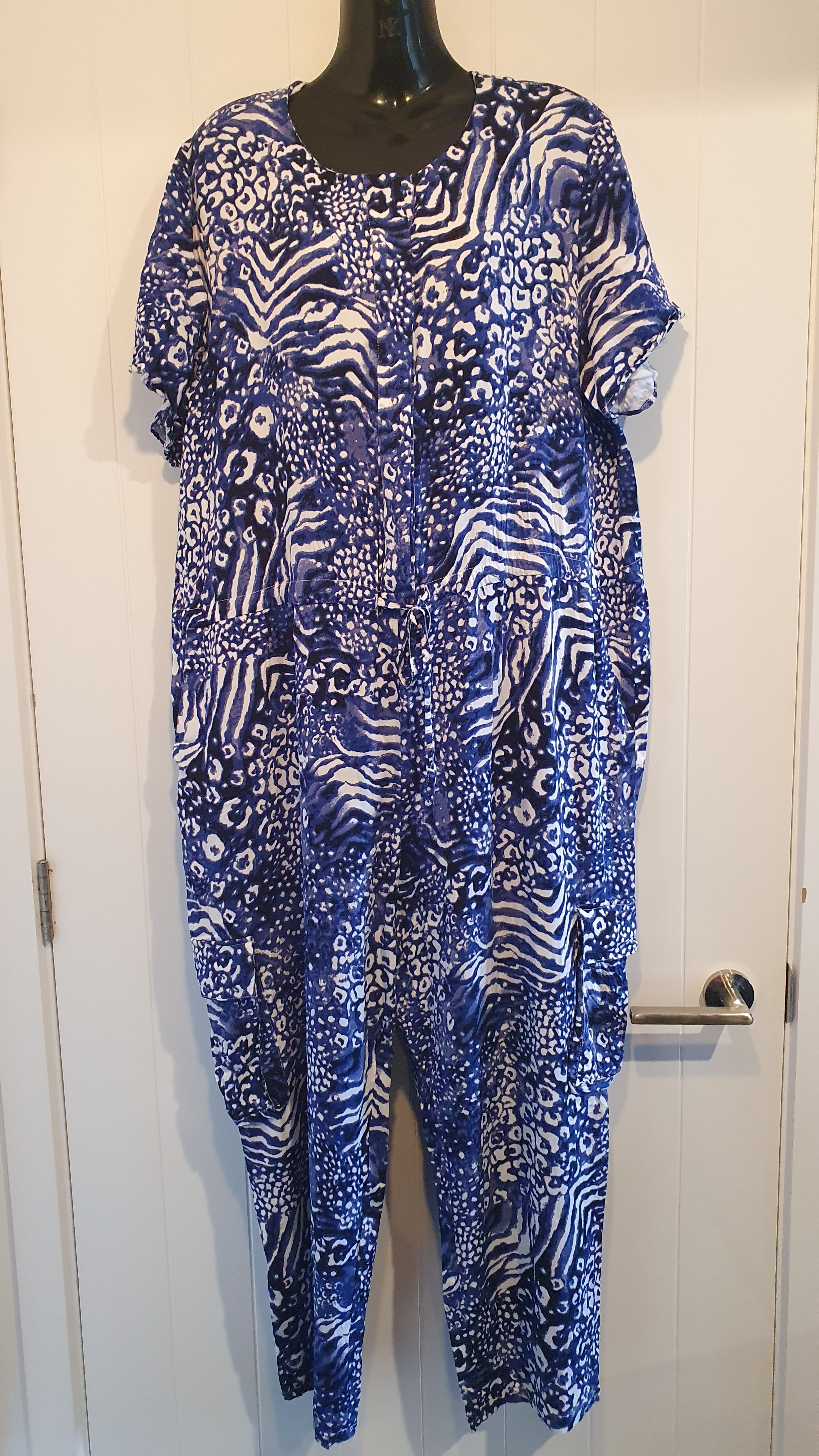 Avocado Jumpsuit Blue White Print Size L Button Front Drawstring Waist Pockets