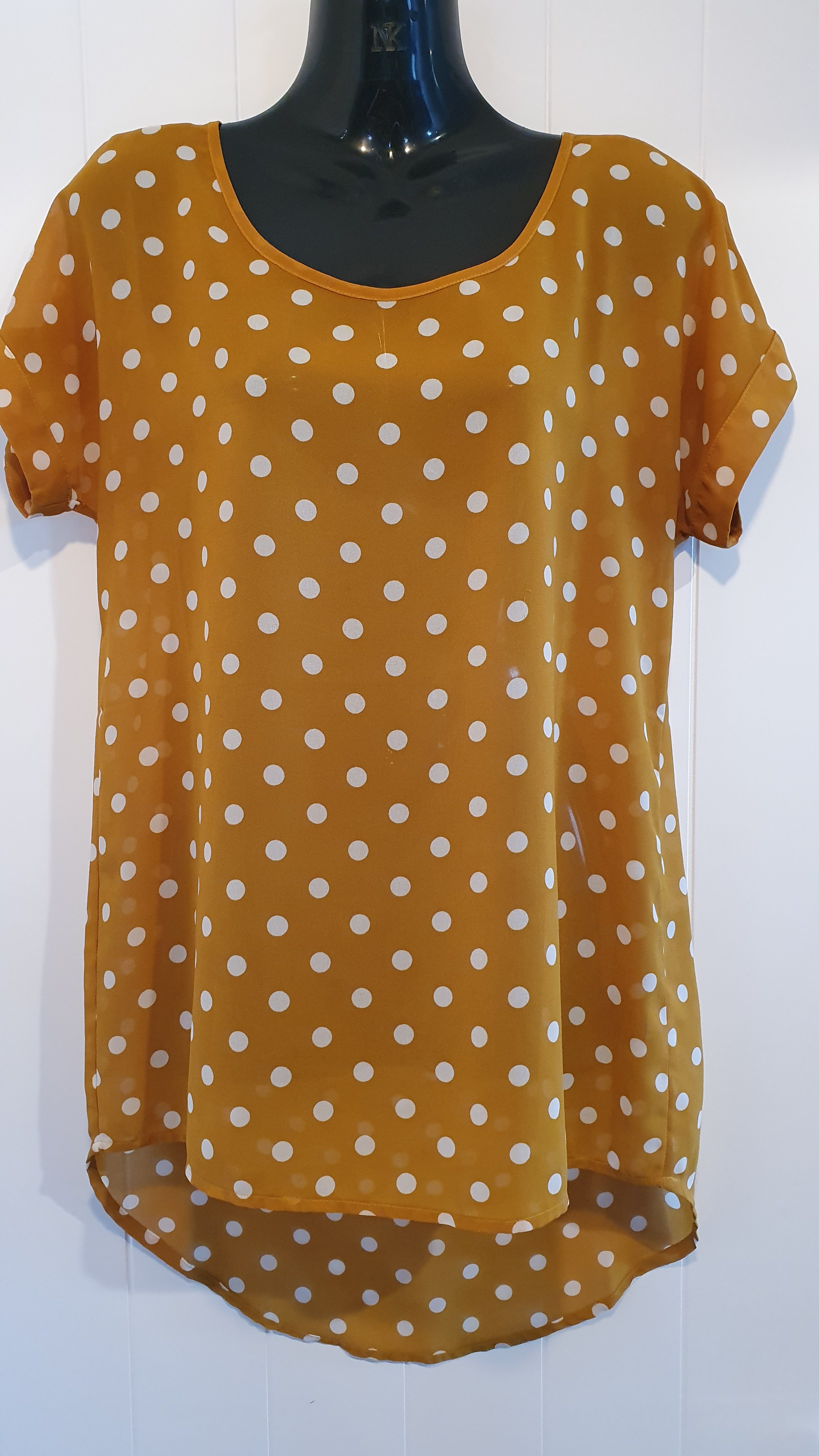Memo Mustard Polka Dot Hi-Low Top Size 8 Lightweight Casual Summer