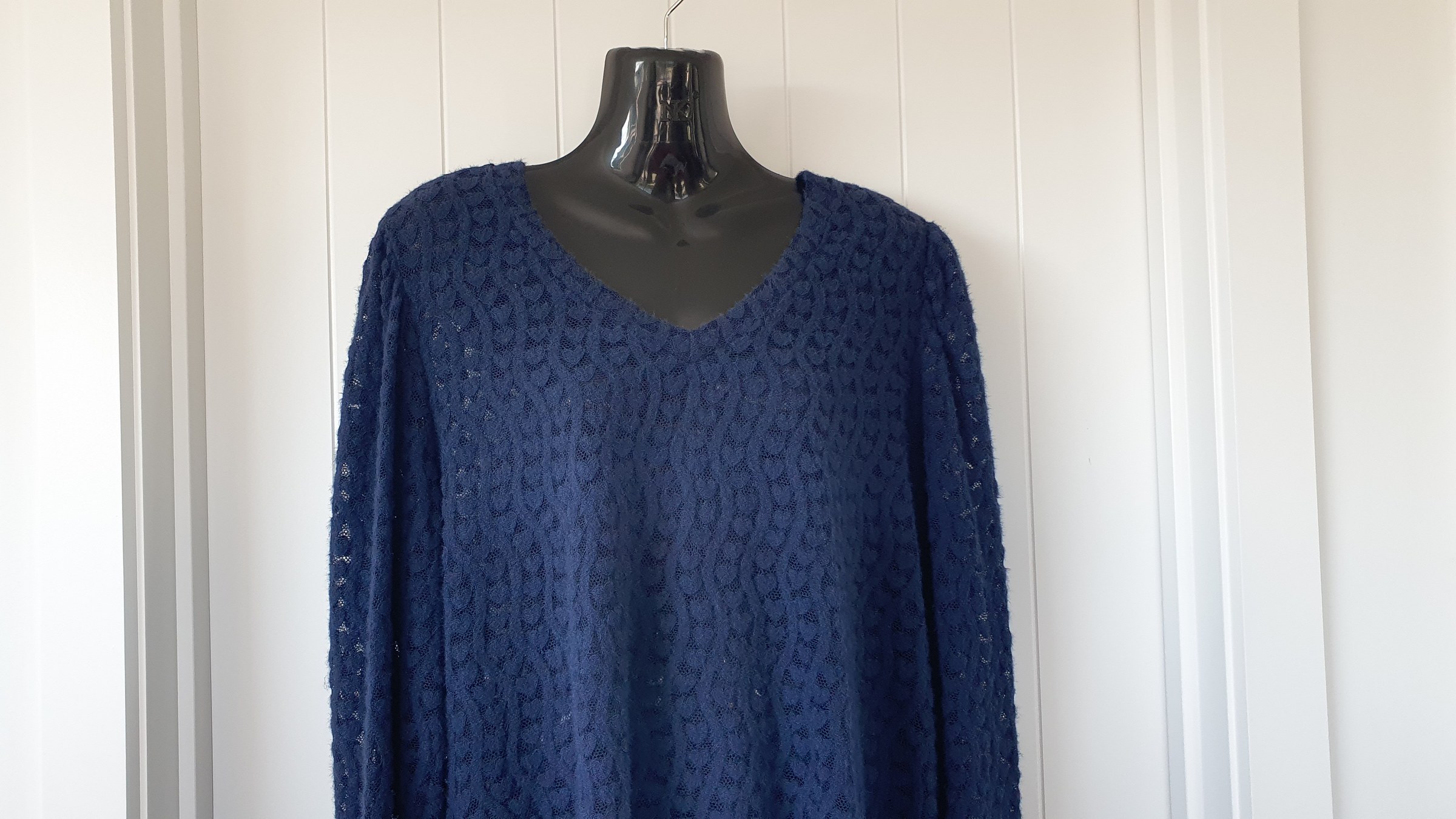 Coco & Belle Knit Top Blue Heart Texture Size L Soft Stretch