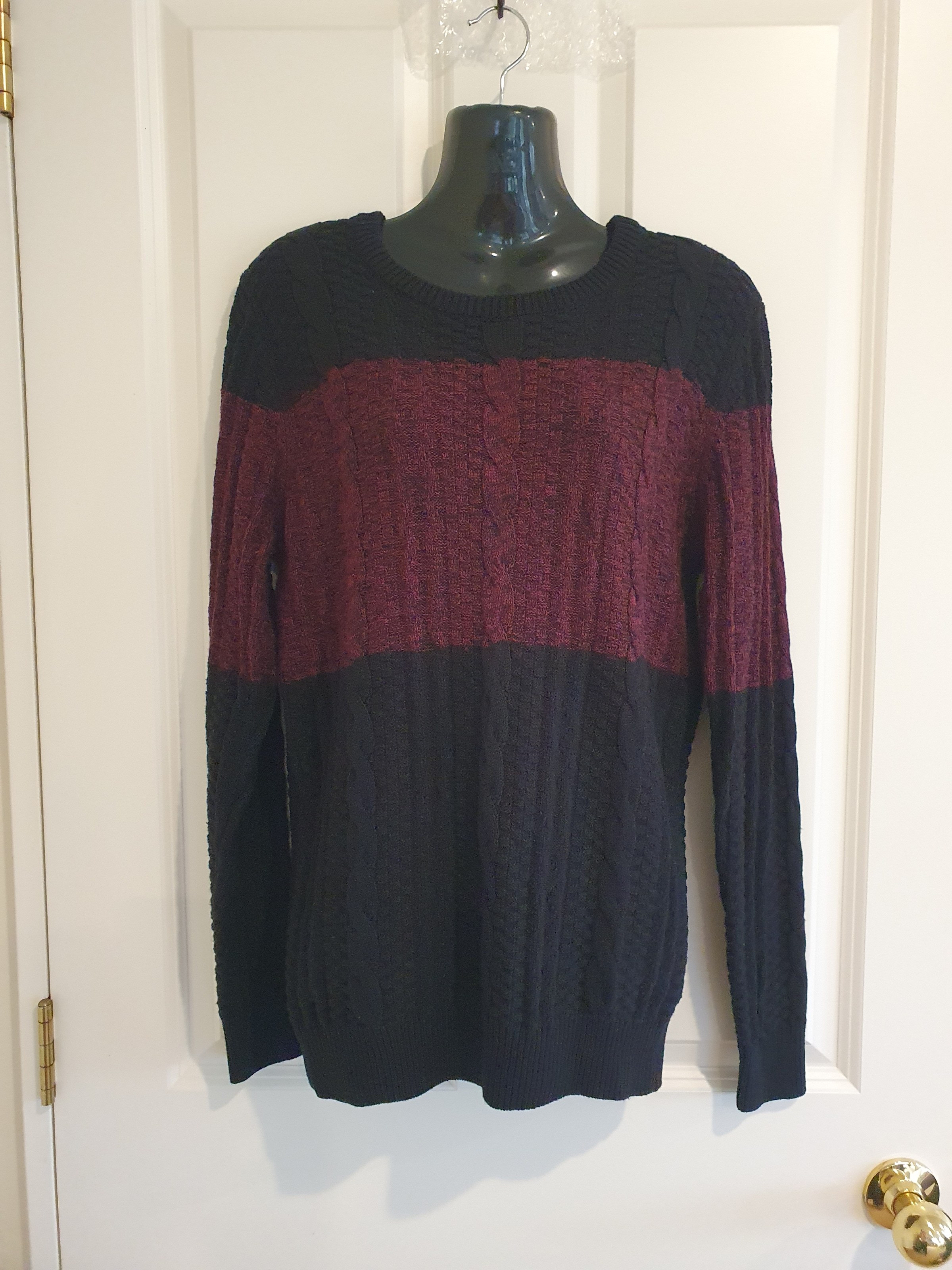 Oness Mores Cotton Cable Knit Jumper Black Burgundy Size M