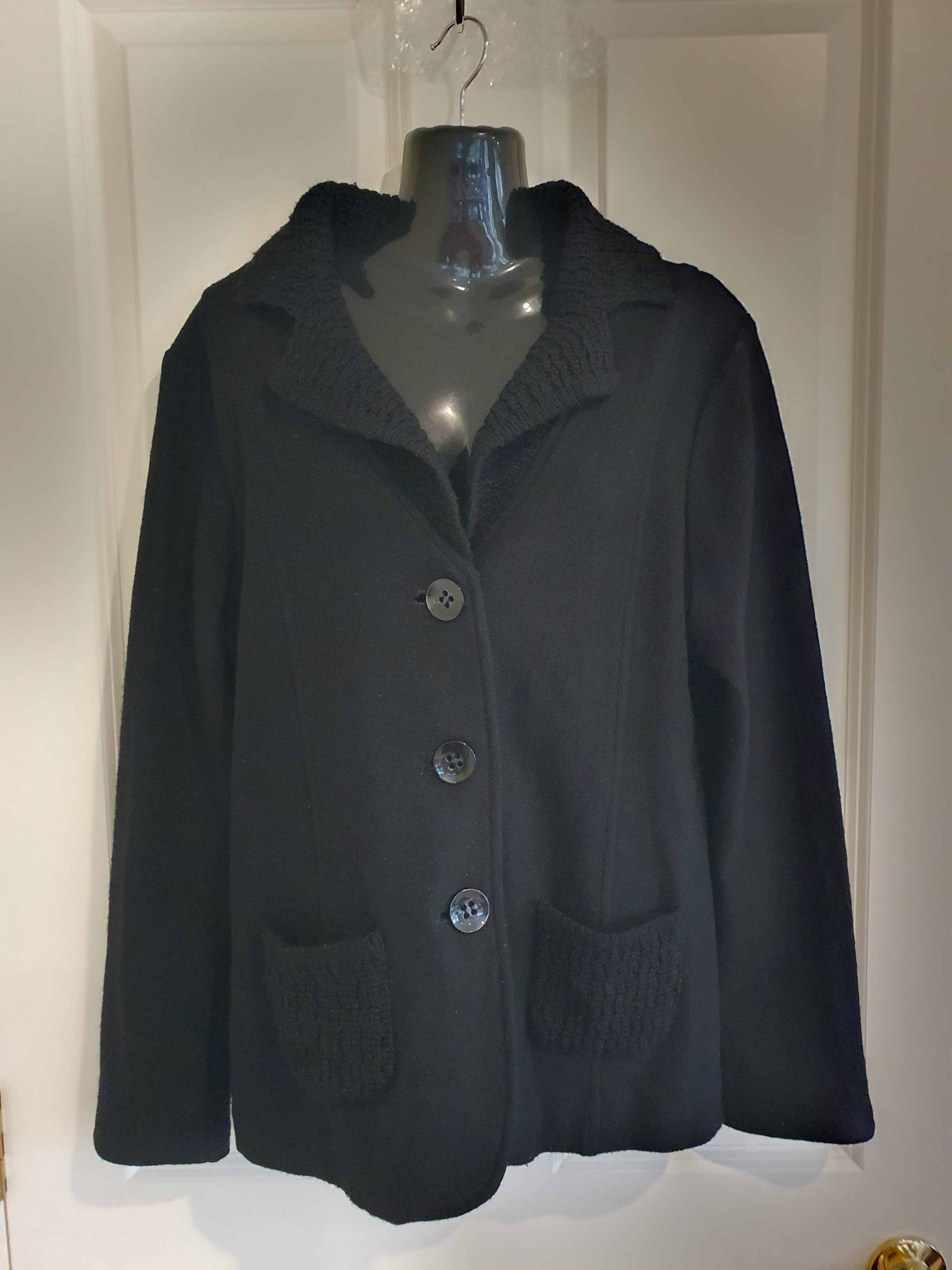 La Gender Black Wool Blend Cardi Size S NZ Woolmark Knit Collar
