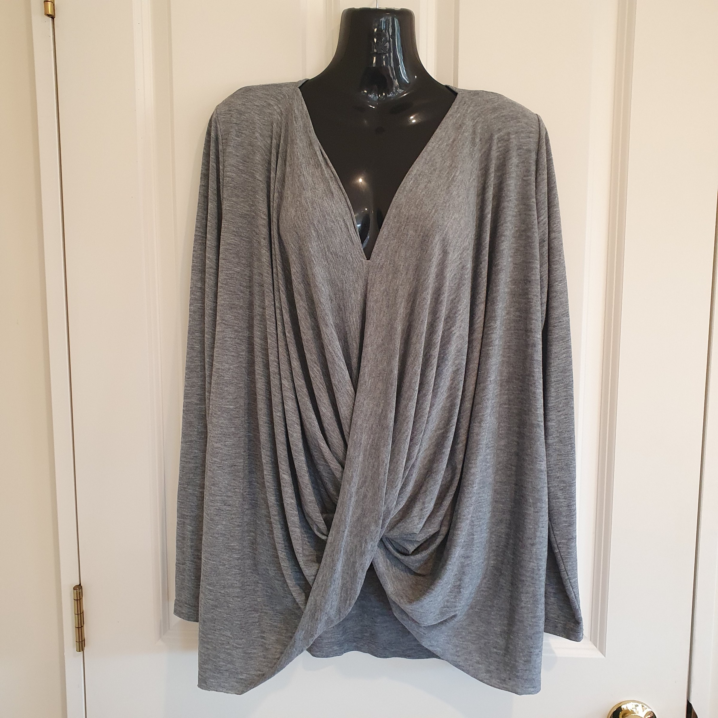 Acapella Grey Draped Twist Front Top Size 14 Long Sleeve