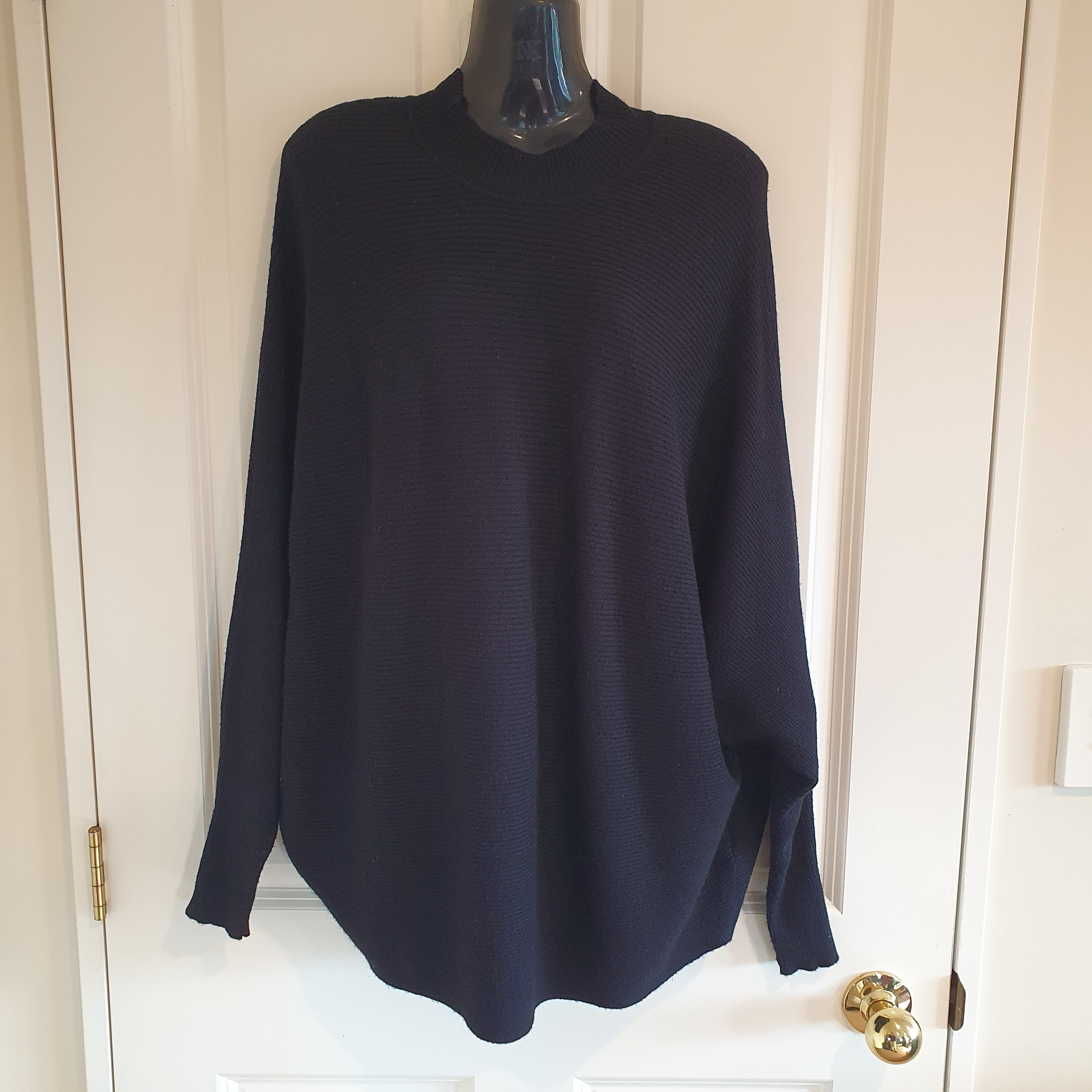 Whistle Oversized Knit Jumper Black Size S Relaxed Batwing Sleeve